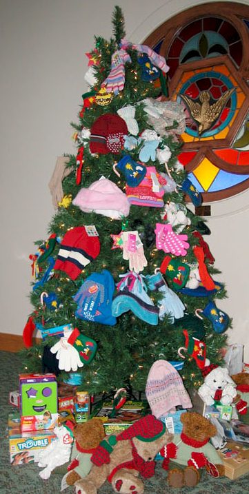 mitten tree